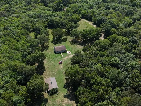Ns 372 Rd, Holdenville, OK 74848