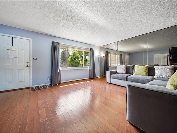 3rd image of 13852 W Stoneoak Way