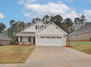 2300 Sherwood Dr, Opelika, AL 36801