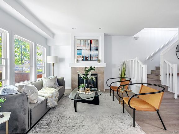 4th image of 6777 Livingstone Pl #16