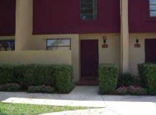 1482 NW 97th Ter, Pembroke Pines, FL 33024