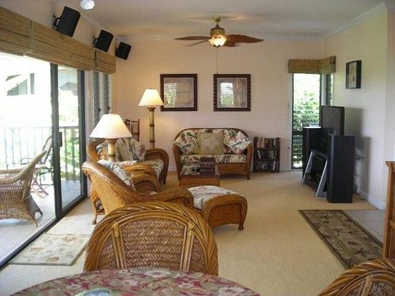 Poipu Sands #621 Living room