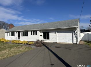 11 York Rd, Berlin, CT 06037