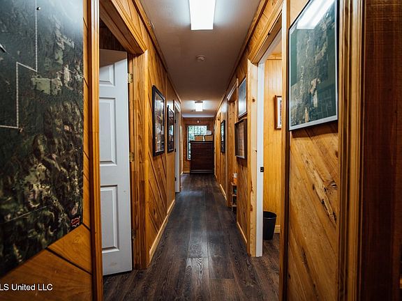 12th image of this home