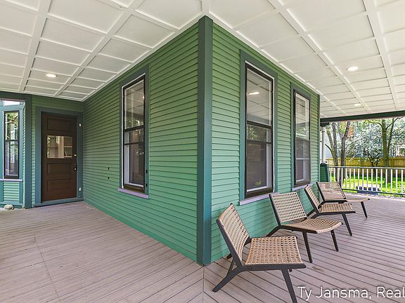 5th image of 624-628 Prospect Ave SE