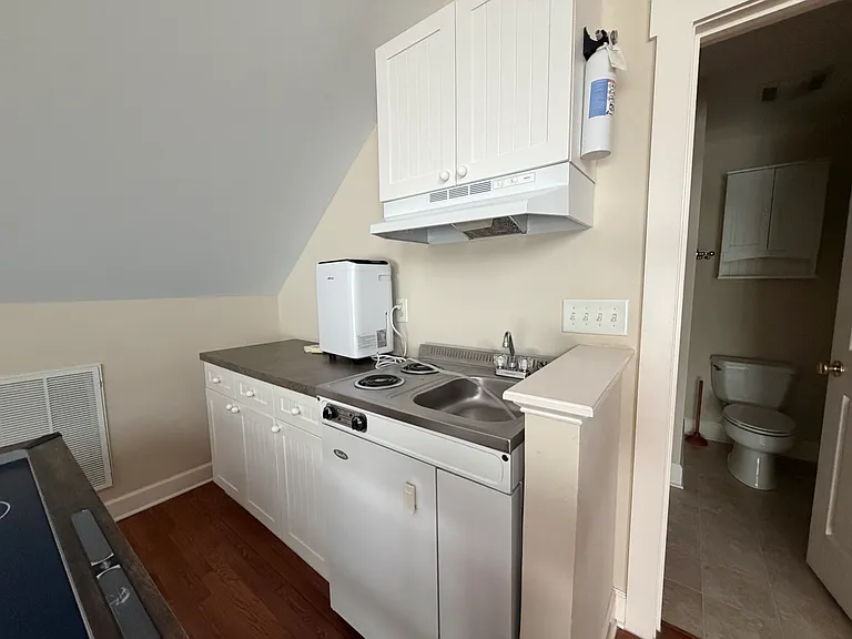 236 Ainsdale Dr — Photo 19