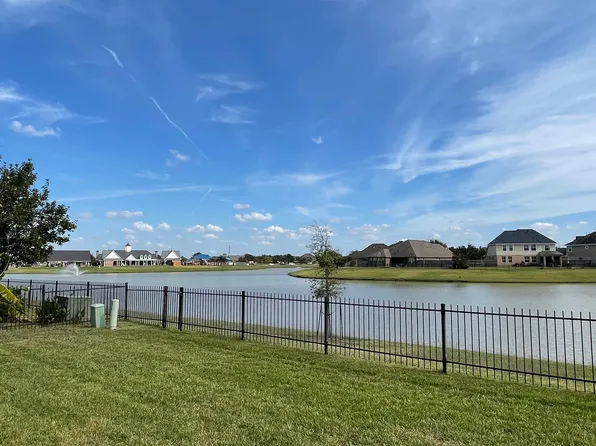 823 Aqua Vista Ln, Rosenberg, TX 77469