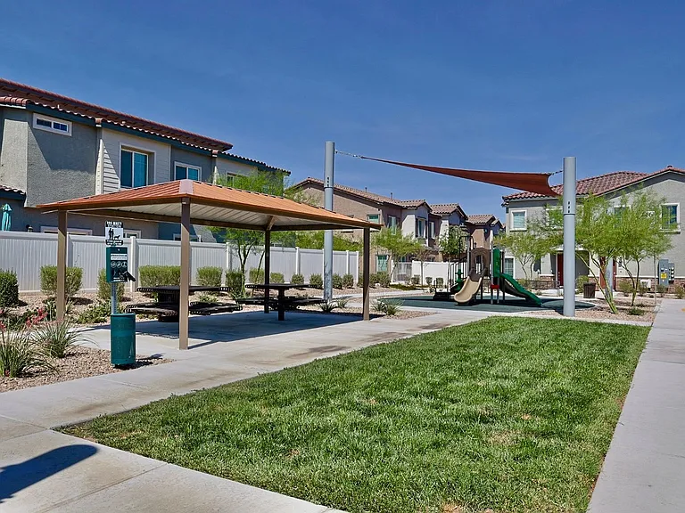 7236 N Decatur Blvd #4 — Photo 6