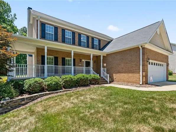 4354 Clovelly Dr, Greensboro, NC 27406