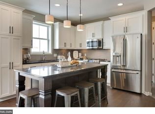 12610 Fondant Ct, Hugo, MN 55038