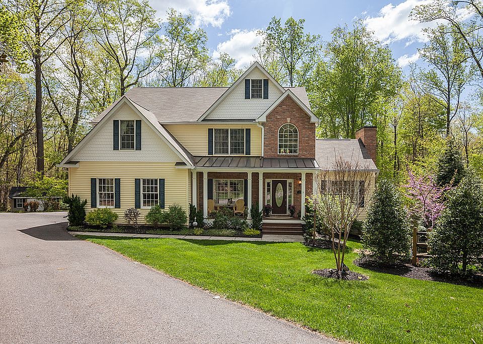 1st image of 773 Paul Birch Drive