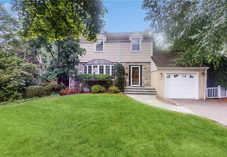 1st image of 5 Longview Drive
