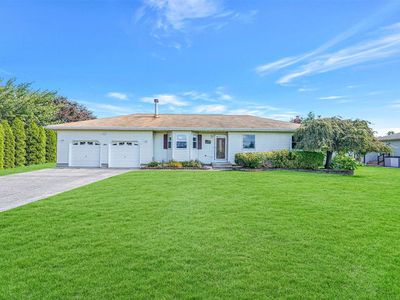 294 Williams Way S, Baiting Hollow, NY, 11933