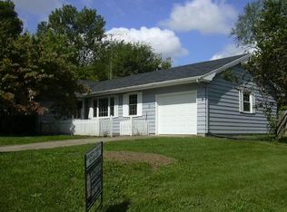 31 W Mission St, Marshall, MO 65340