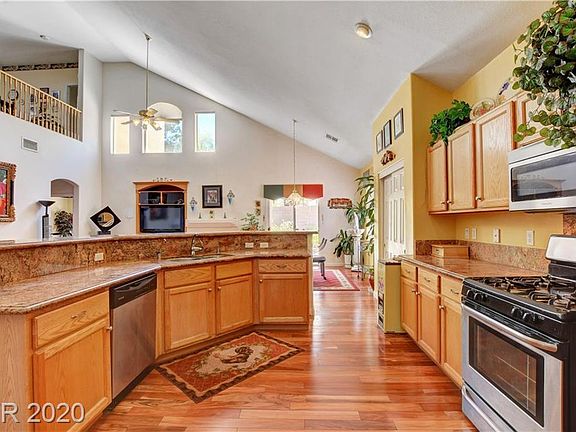3rd image of 2751 Sweet Willow Ln