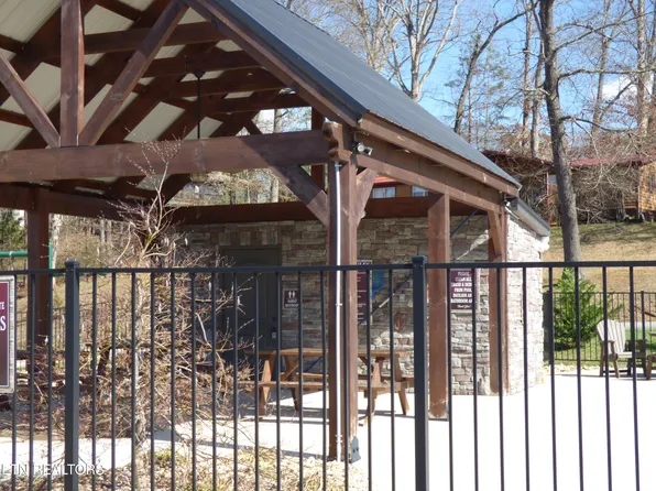 23 Bridgewater Pointe Blvd, Morristown, TN 37814