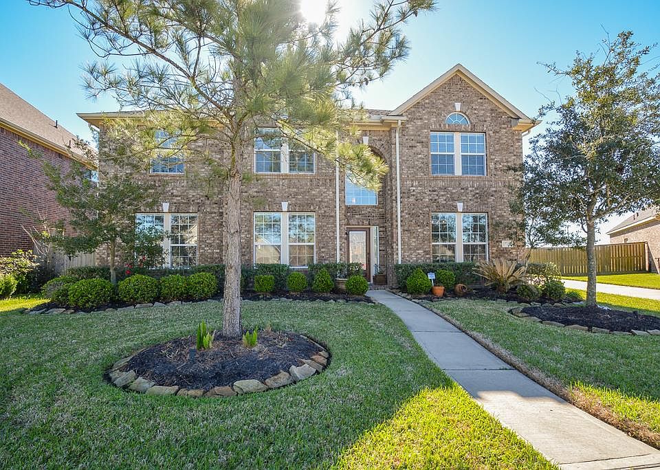 1st image of 27211 Wooded Canyon Dr
