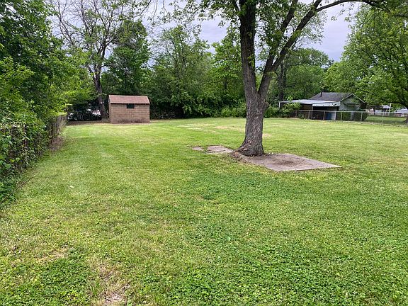 5th image of 3441 Evergreen Ln