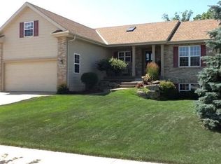 9605 Shadow Ridge Trl, Middleton, WI 53562