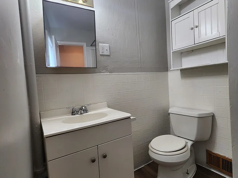 37 Arthur St #3737 — Photo 18