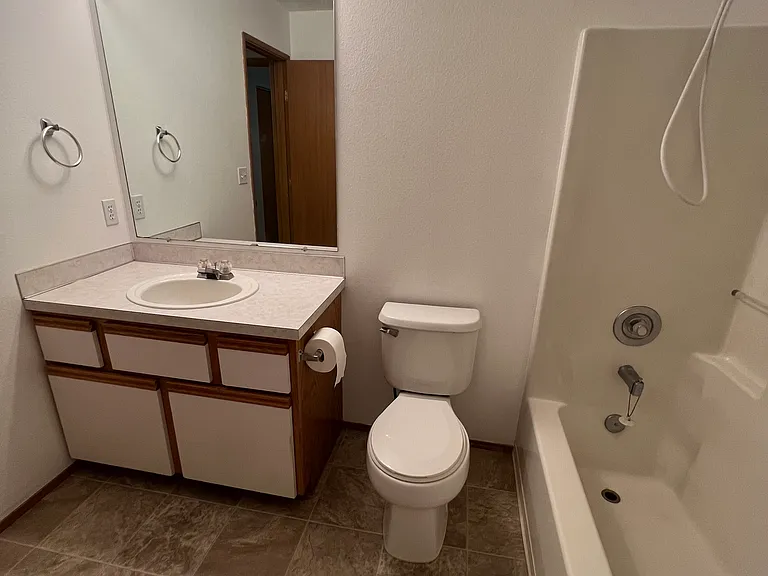 1307 McKittrick St #D3 — Photo 4
