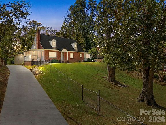 3rd image of 151 E Corriher Ave