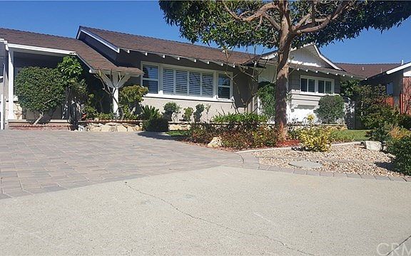 2nd image of 10814 Kane Ave