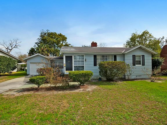 2nd image of 4935 Bridgewater Cir