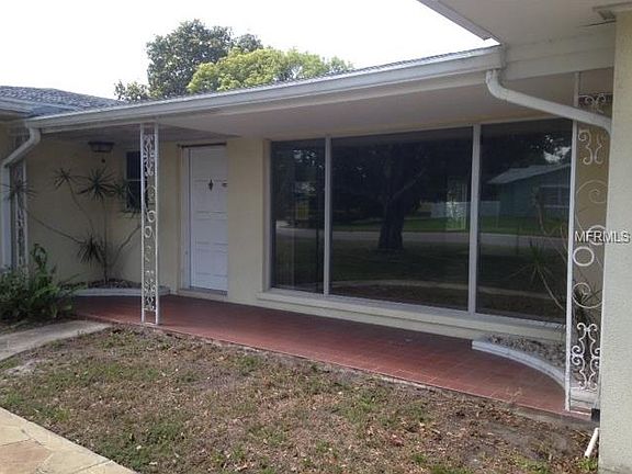 2nd image of 617 Pineland Ave