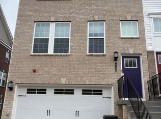 1734 Water Crossing Rd, Pikesville, MD 21208