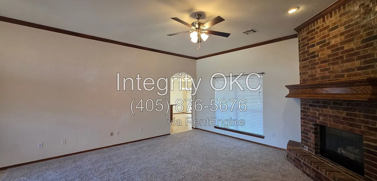 3 bed, 2.0 bath, 1696 sqft, $1,750 — Photo 3
