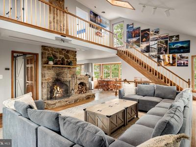 170 Cardinal Ln, Berkeley Springs, WV, 25411