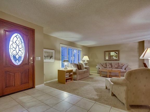 5th image of 2276 Hillslake Dr