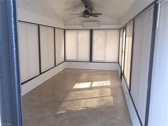 4th image of 1042 Silver Lakes Blvd