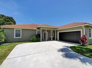 2561 SE Tiger Ave, Pt Saint Lucie, FL 34952