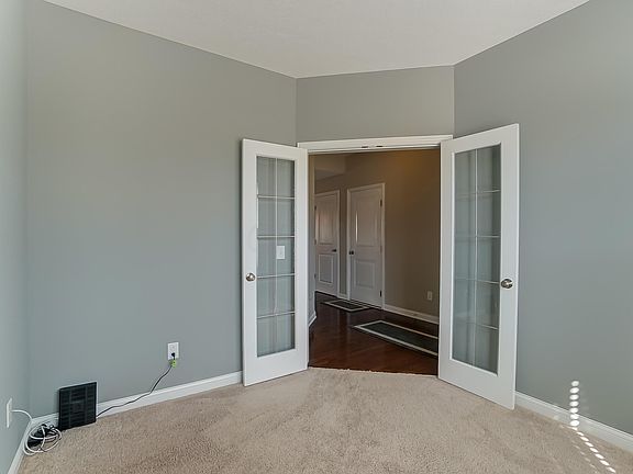 5th image of 365 Lemery Dr