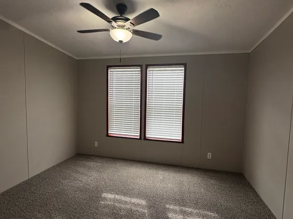 12250 Woodland Ridge Cir #367, South Lyon, MI 48178