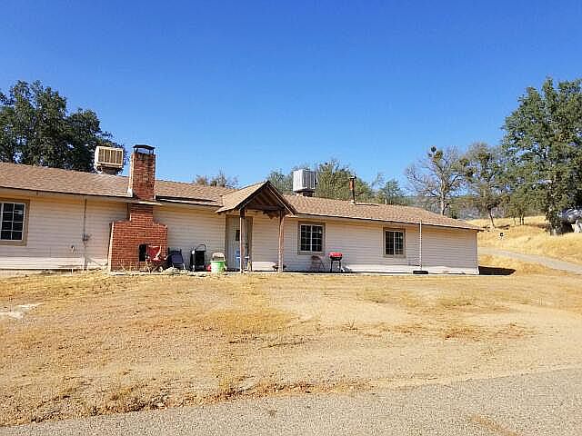 2nd image of 31634 Lodge Rd