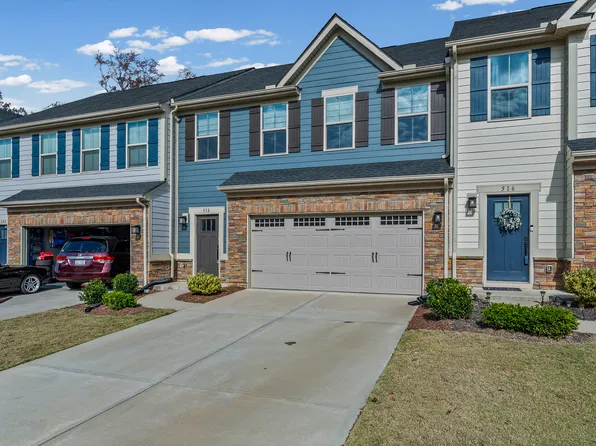 518 Martin Creek Dr, Simpsonville, SC 29680