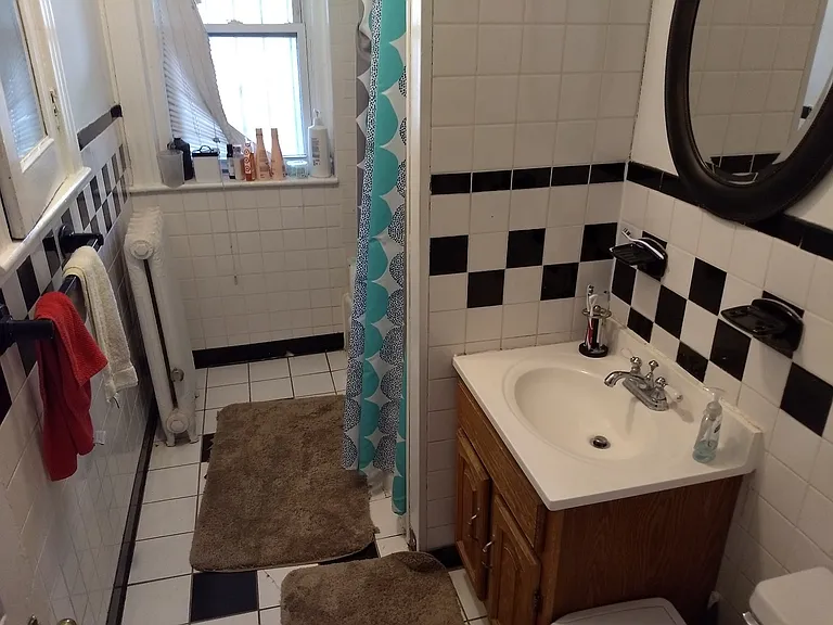 18 Mount Hood Rd #2 — Photo 6