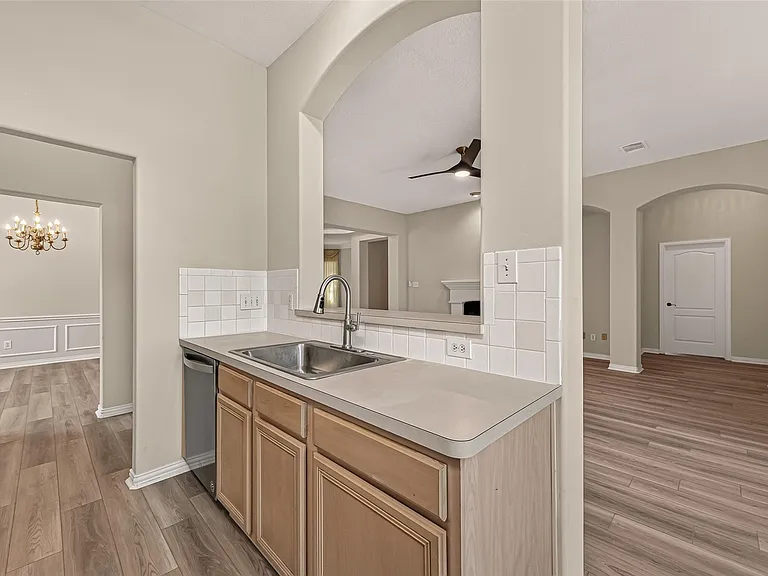 2607 Plantation Hollow Ct — Photo 22