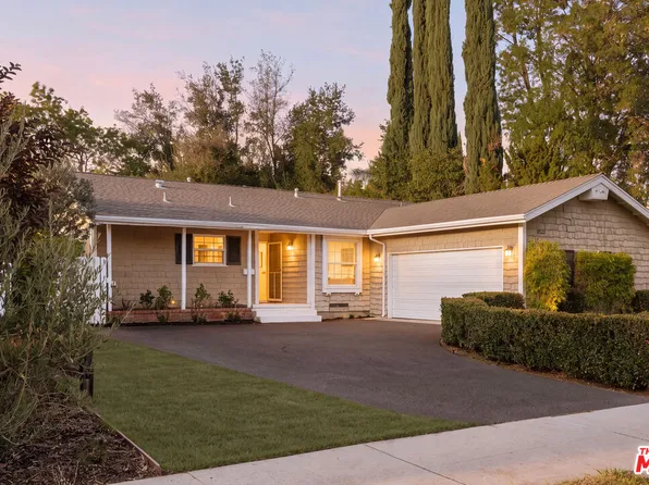 22251 Kittridge St, Canoga Park, CA 91303