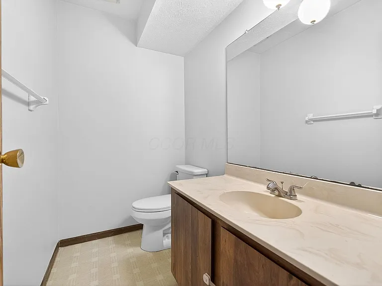 6462 Brookedge Ct — Photo 18