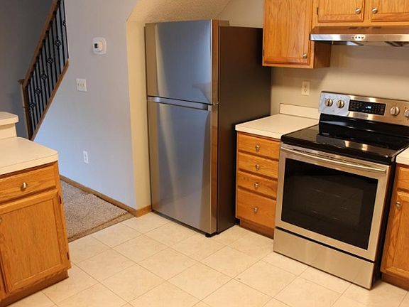 4th image of 4025 Wilshire Cir #28