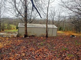 6896 Dixie Rd SW, Mauckport, IN 47142