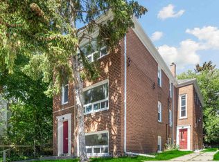 112 Eastwood Rd #3-02, Toronto, ON M4L 2C9