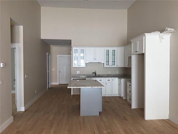 4th image of 14A Desiree Ct