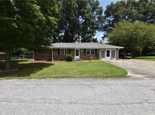 8116 Swanee Ln NW, Covington, GA 30014