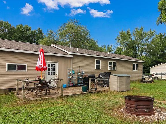 3rd image of 4626 S Manor Wood Dr