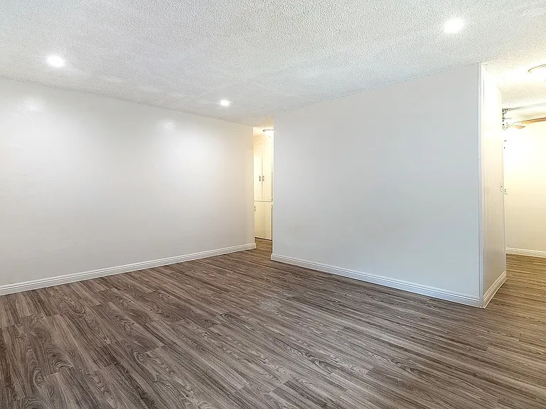 Coh20436 — Photo 3